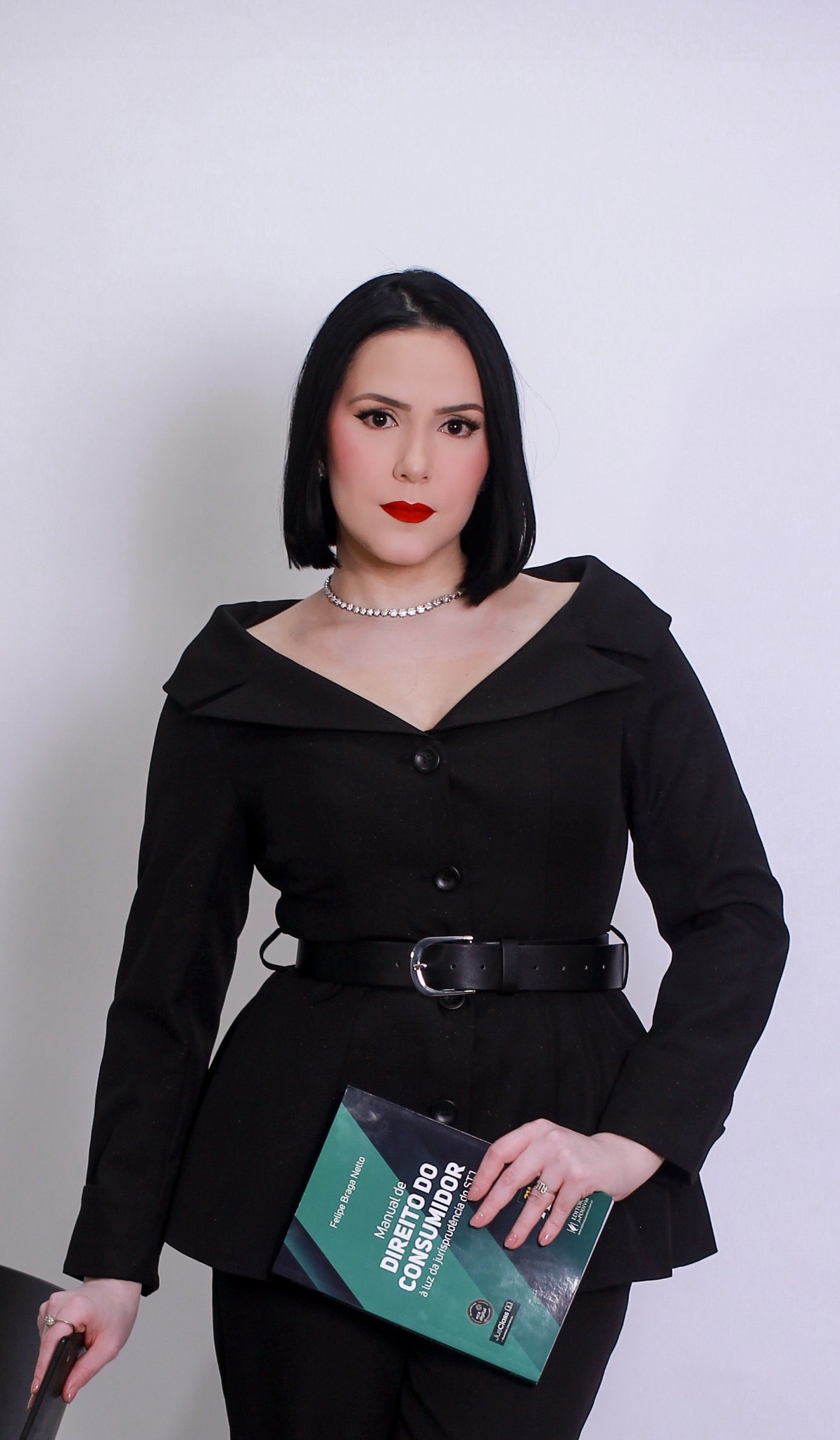 Dra. Maria Fernanda Mesquita em retrato profissional